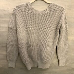 100% Cotton Grey Open Back Knit Sweater Medium Like New